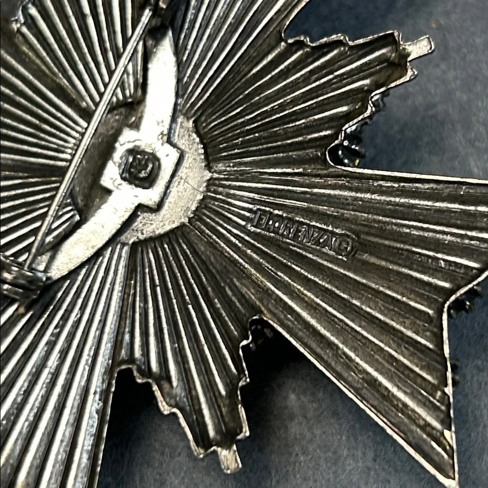 Vintage Florenza Maltese Cross pendant brooch missing rhinestones